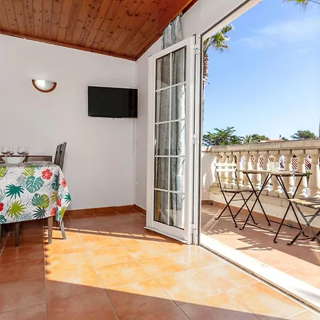 Apartmán Bon Repos B11 *